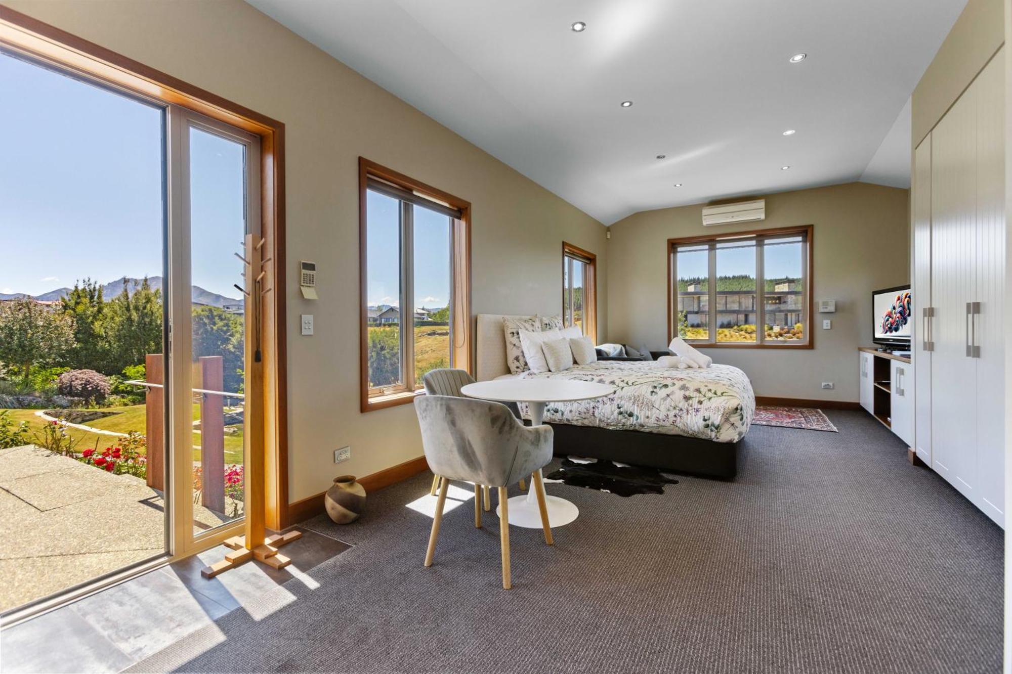 Studio Nestled In Ridgecrest 瓦纳卡 外观 照片